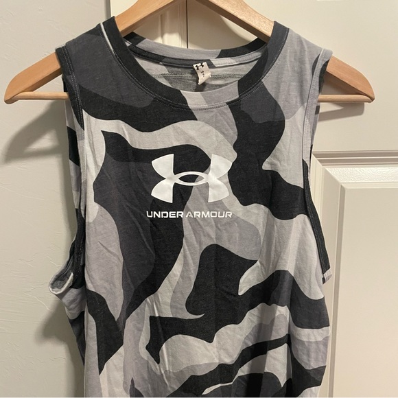 Under Armour Tank Top (M) - Picture 1 of 2